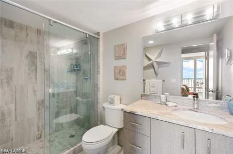 180 Seaview Ct 911, Marco Island FL - photo 19 of 37