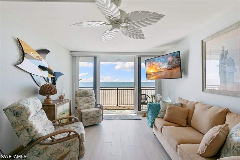 2 bedroom Condominium at 180 Seaview Ct 911, Tradewinds Apts Of Marco Island, Marco Island — photo 3