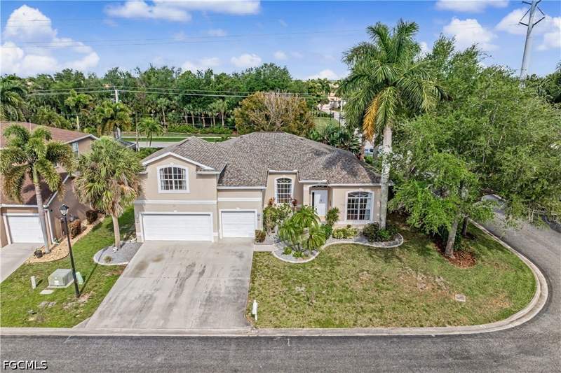 5 bedroom SingleFamilyResidence at 16800 Colony Lakes Blvd, Colony Lakes, Fort Myers — photo 2