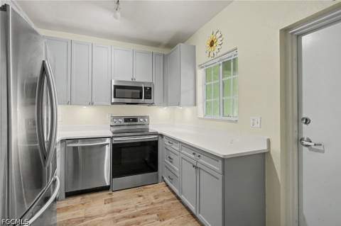 8416 Bernwood Cove Loop 1607, Fort Myers FL - photo 12 of 24