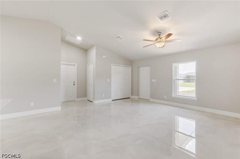 3 bedroom SingleFamilyResidence at 134 Greenbriar Blvd, Greenbriar, Lehigh Acres — photo 3