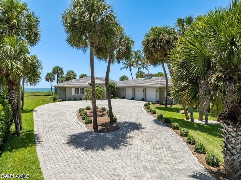 4 bedroom SingleFamilyResidence at 10173 Gulf Shore Dr, Conners, Naples — photo 2