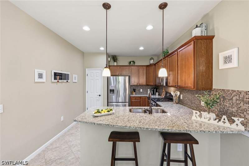 3 bedroom Attached at 7156 Live Oak Dr, Winding Cypress, Naples — photo 4