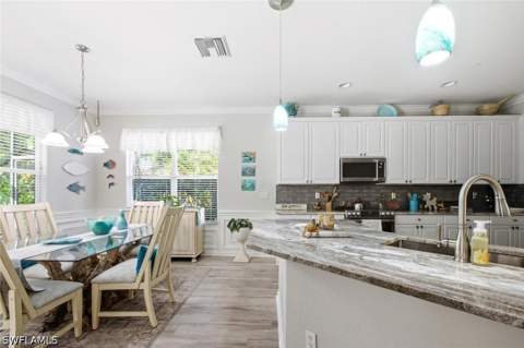 7862 Founders Ln, Naples FL - photo 9 of 34