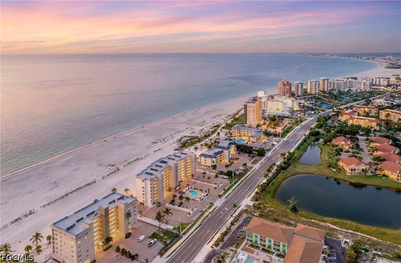 2 bedroom Condominium at 7650 Estero Blvd 804, Shamron Beach Condo, Fort Myers Beach — photo 4