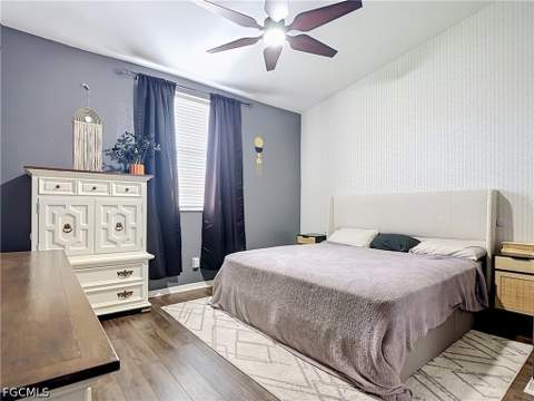 4241 Bellasol Cir 1923, Fort Myers FL - photo 17 of 41