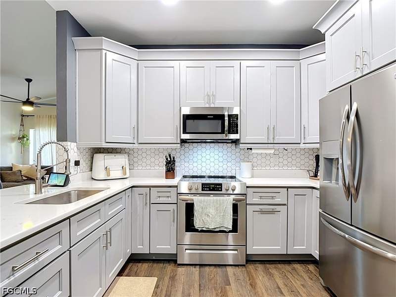 3 bedroom Condominium at 4241 Bellasol Cir 1923, Bellasol, Fort Myers — photo 2