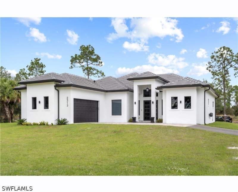 4 bedroom SingleFamilyResidence at 2313 6th Ave SE, Golden Gate Estates, Naples — photo 4