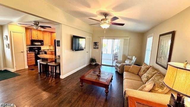 2 bedroom ManufacturedHome at 5520 Colonial Rd, Old Bridge Village, North Fort Myers — photo 2