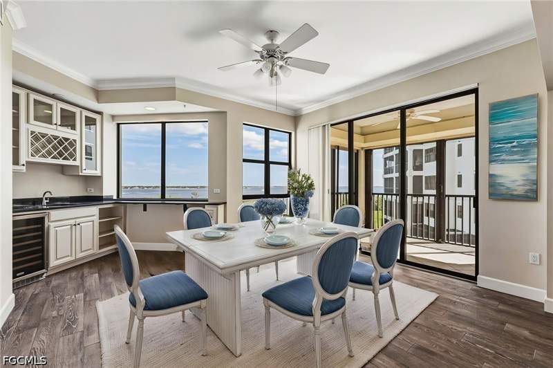 3 bedroom Condominium at 11640 Court Of Palms 304, Palmas Del Sol, Fort Myers — photo 2