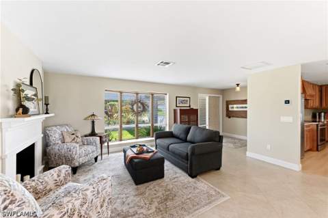 9981 Treasure Cay Ln, Bonita Springs FL - photo 11 of 34