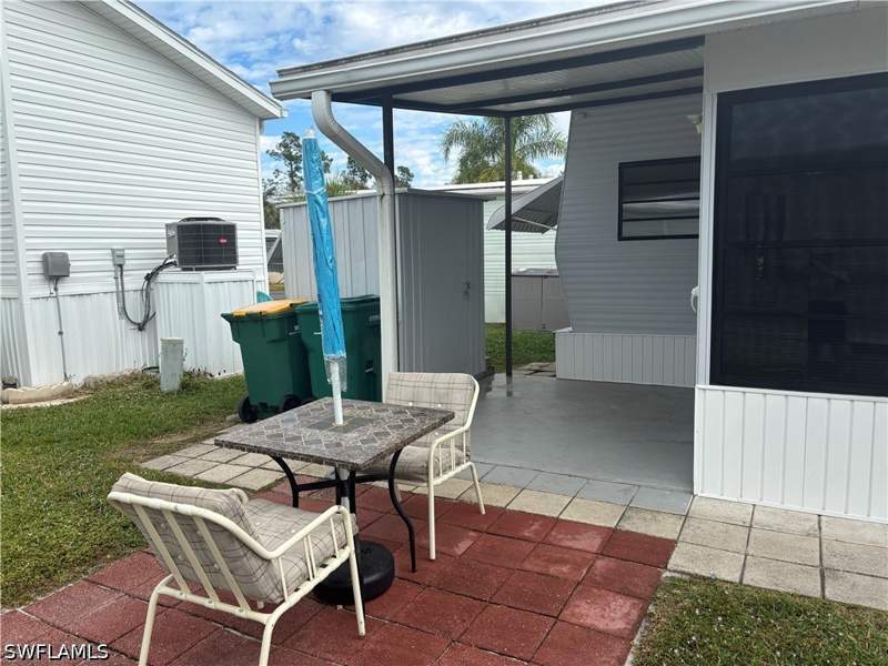 1 bedroom ManufacturedHome at 10 Jade Dr 10J, Enchanting Shores, Naples — photo 5