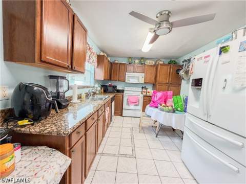 4000 Outer Dr, Naples FL - photo 8 of 50