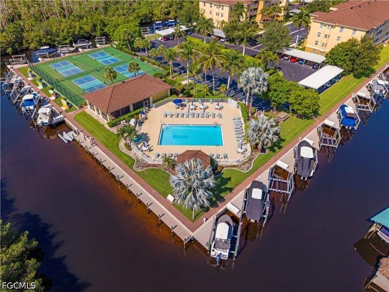 3 bedroom Condominium at 1781 Four Mile Cove Pkwy 131, Island Cove Of Cape Coral, Cape Coral — photo 4