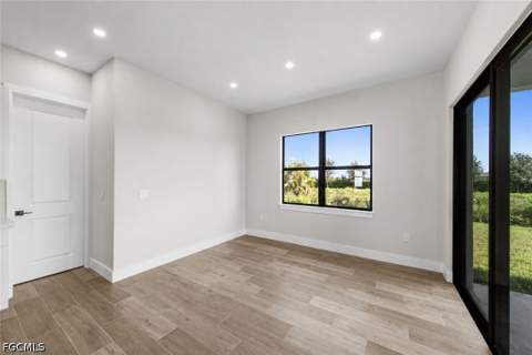 3804 Hyde Park Dr, Fort Myers FL - photo 14 of 37