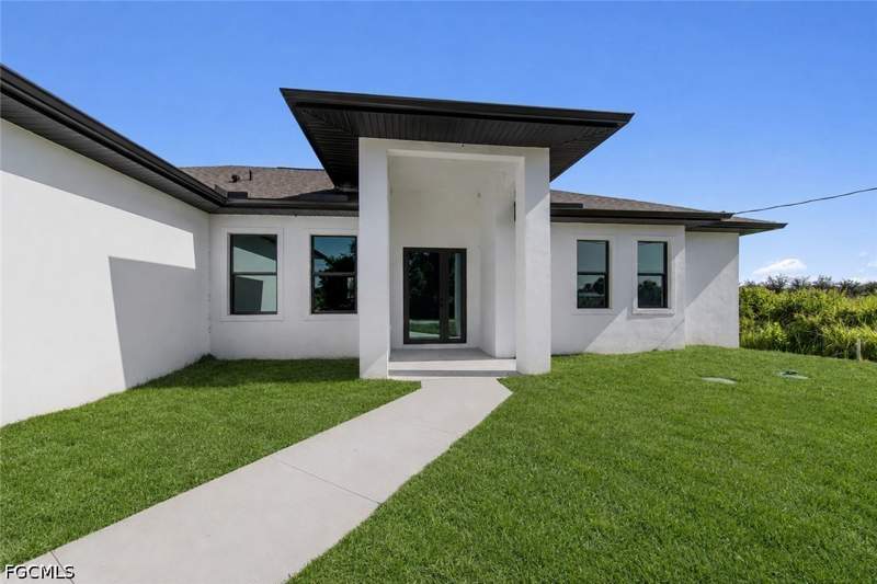 4 bedroom SingleFamilyResidence at 3804 Hyde Park Dr, Buckingham, Fort Myers — photo 2