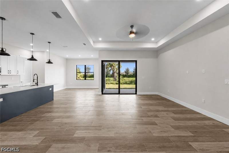 4 bedroom SingleFamilyResidence at 3804 Hyde Park Dr, Buckingham, Fort Myers — photo 4