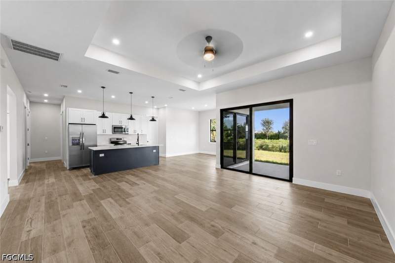 4 bedroom SingleFamilyResidence at 3804 Hyde Park Dr, Buckingham, Fort Myers — photo 5