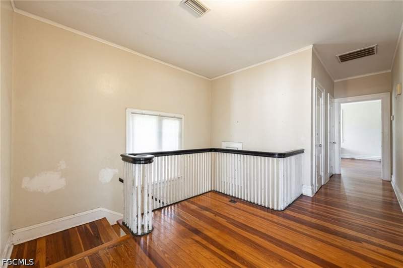 3 bedroom SingleFamilyResidence at 2644 Providence St, Dean Park, Fort Myers — photo 4