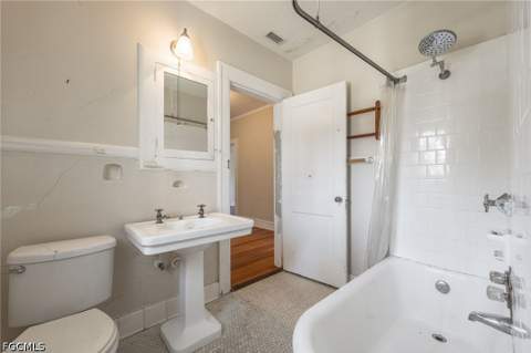 2644 Providence St, Fort Myers FL - photo 6 of 32