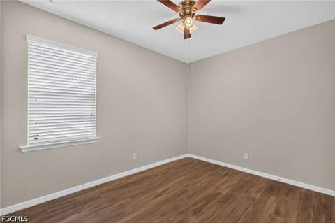 3000 Sunset Pointe Cir, Cape Coral FL - photo 21 of 39