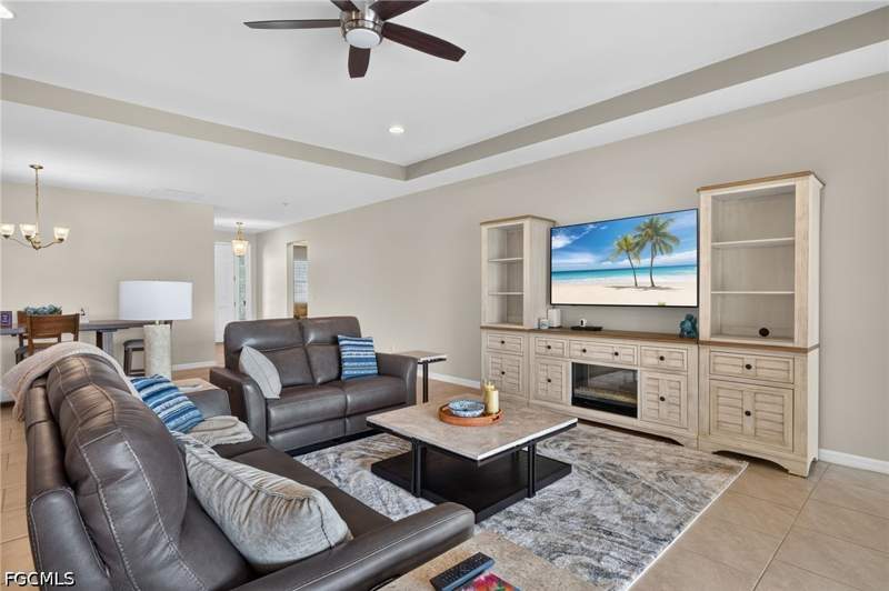 4 bedroom SingleFamilyResidence at 3000 Sunset Pointe Cir, Sunset Pointe, Cape Coral — photo 5