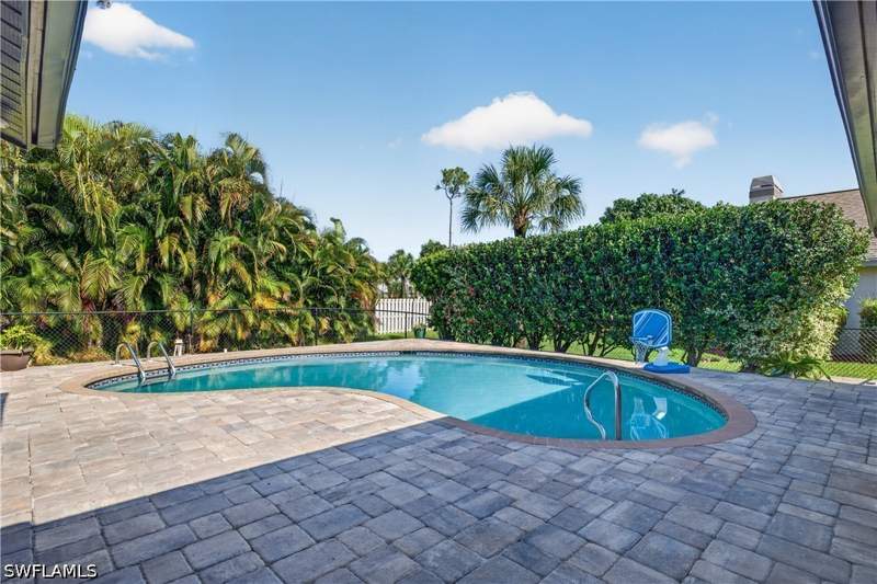 4 bedroom SingleFamilyResidence at 14926 Mahoe Ct, McGregor Pines, Fort Myers — photo 5