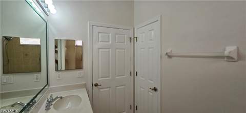 7856 Founders Cir, Naples FL - photo 19 of 23