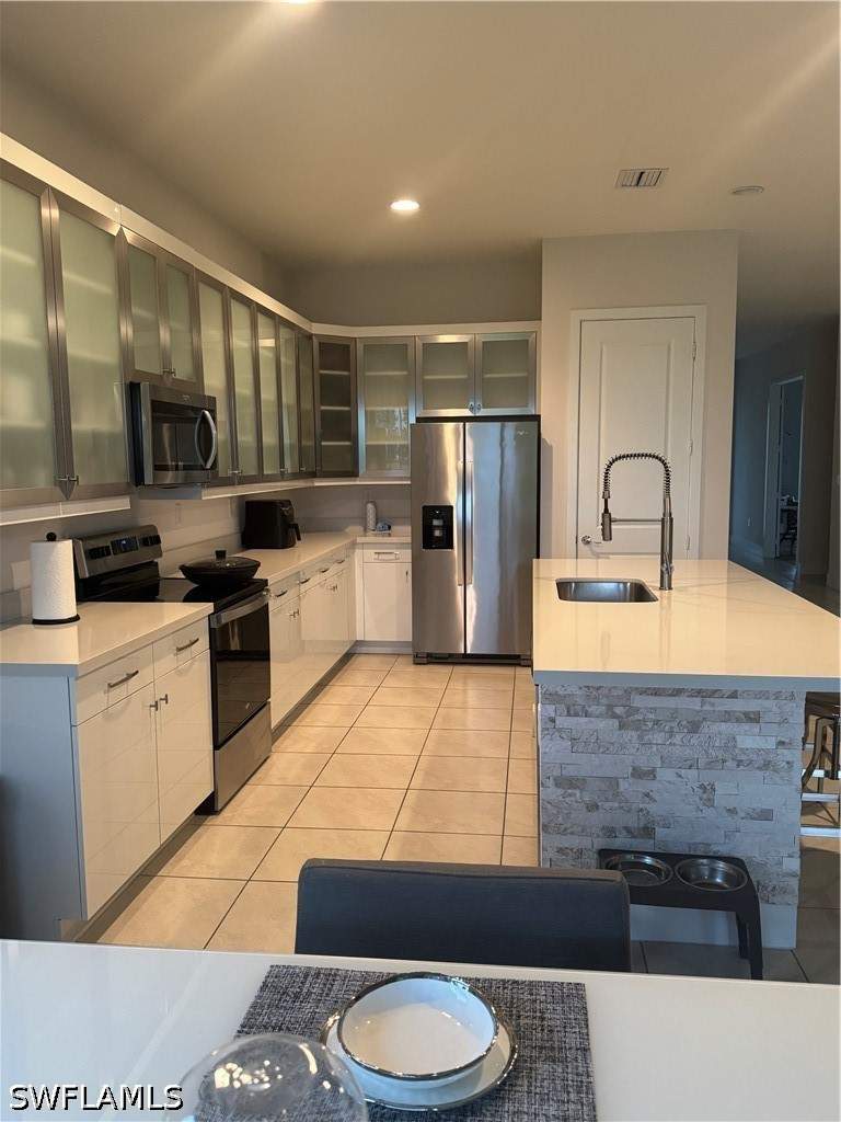 5 bedroom SingleFamilyResidence at 4847 Frattina St, Maple Ridge, Ave Maria — photo 3