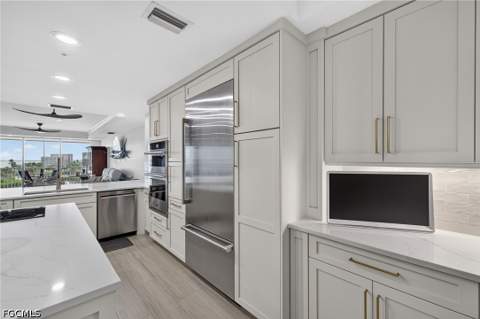 15210 Portside Dr 402, Fort Myers FL - photo 11 of 36