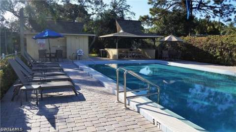 109 Georgetown Blvd 109, Naples FL - photo 24 of 27