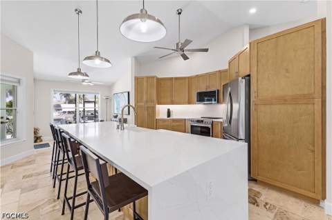 2207 SW 52nd St, Cape Coral FL - photo 6 of 26