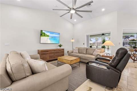 2207 SW 52nd St, Cape Coral FL - photo 8 of 26