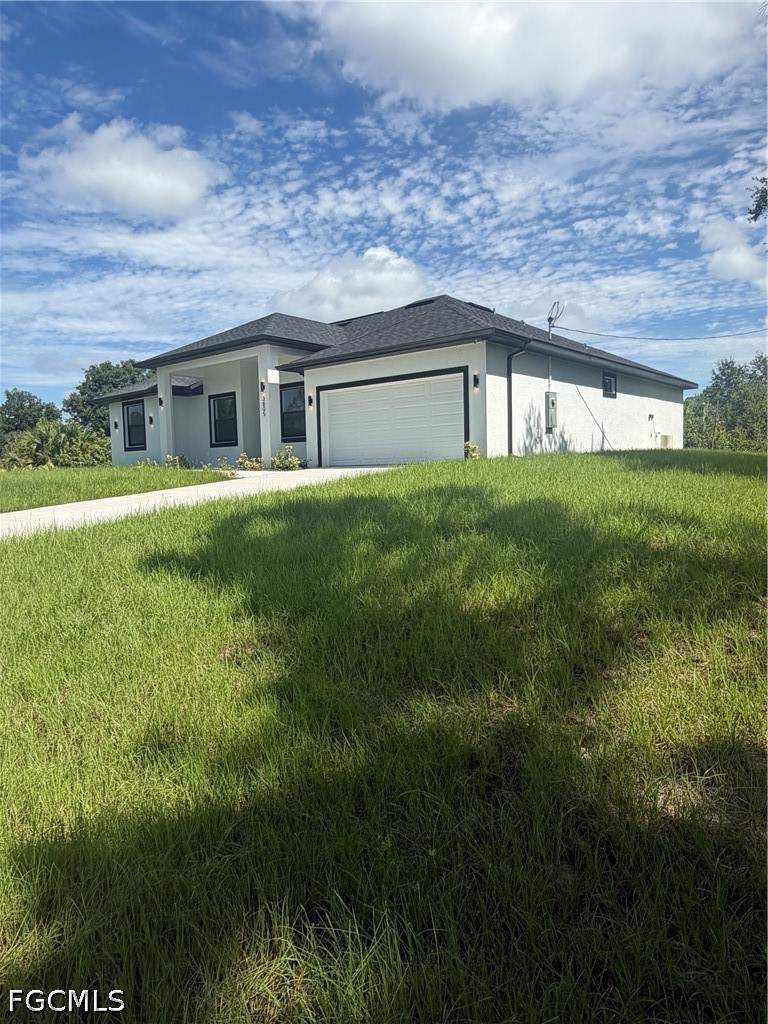 4 bedroom SingleFamilyResidence at 3805 E 8th St, Lehigh Acres, Lehigh Acres — photo 2