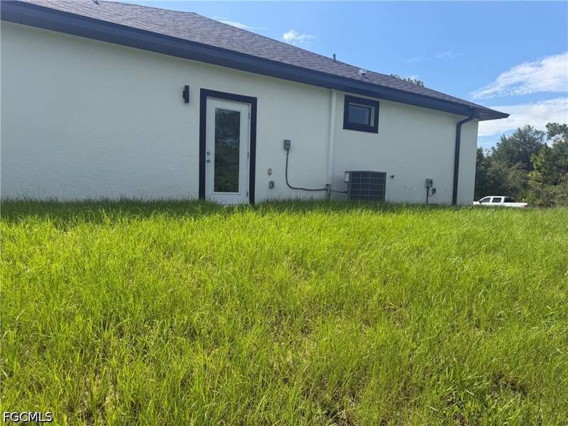4 bedroom SingleFamilyResidence at 3805 E 8th St, Lehigh Acres, Lehigh Acres — photo 3