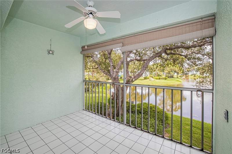 2 bedroom Condominium at 109 Wading Bird Cir 206, Pipers Pointe, Naples — photo 4