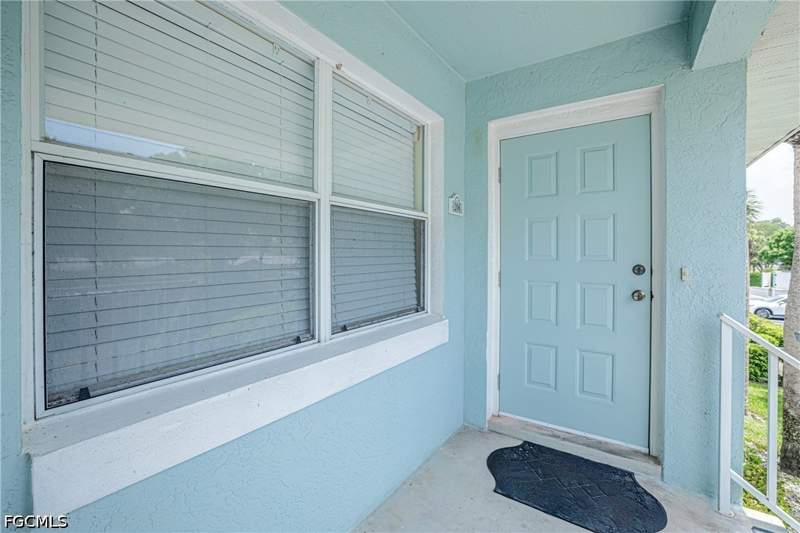 2 bedroom Condominium at 109 Wading Bird Cir 206, Pipers Pointe, Naples — photo 5