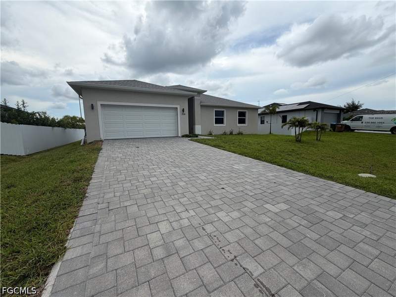 4 bedroom SingleFamilyResidence at 336 SW 31st Pl, Cape Coral, Cape Coral — photo 2