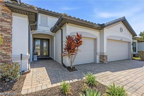 11231 Shady Lake Run, Fort Myers FL - photo 15 of 46