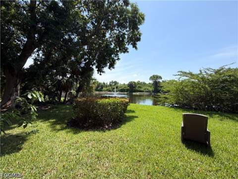 5713 Foxlake Dr 2, North Fort Myers FL - photo 9 of 25