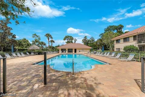 142 Bennington Dr 8, Naples FL - photo 18 of 20