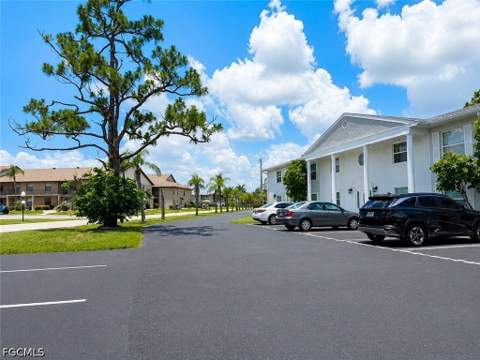 7074 Nantucket Cir 5, North Fort Myers FL - photo 17 of 25