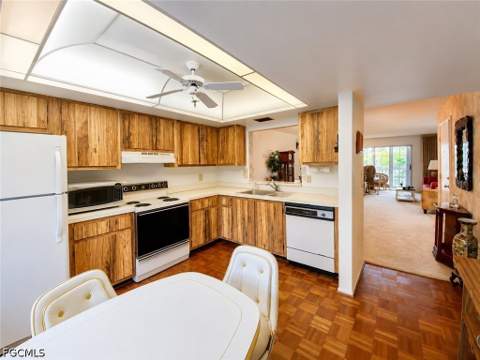 7074 Nantucket Cir 5, North Fort Myers FL - photo 9 of 25