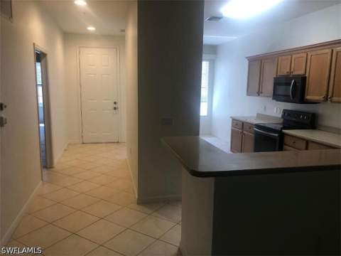 12015 Matera Ln 104, Bonita Springs FL - photo 13 of 33