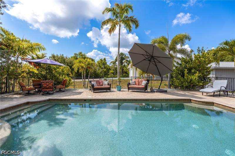2 bedroom SingleFamilyResidence at 8787 Kodiak Ln, St James City, St James City — photo 3