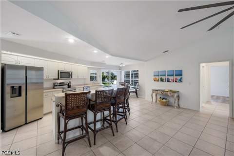 2526 SE 19th Pl, Cape Coral FL - photo 14 of 46
