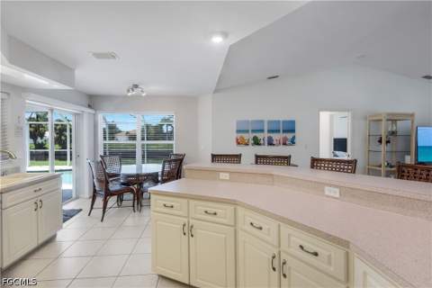 2526 SE 19th Pl, Cape Coral FL - photo 17 of 46