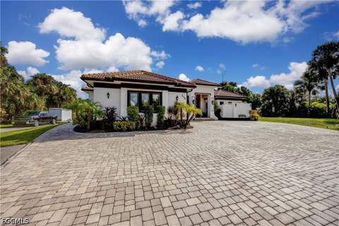 214 9th St NW, Naples FL - photo 9 of 50