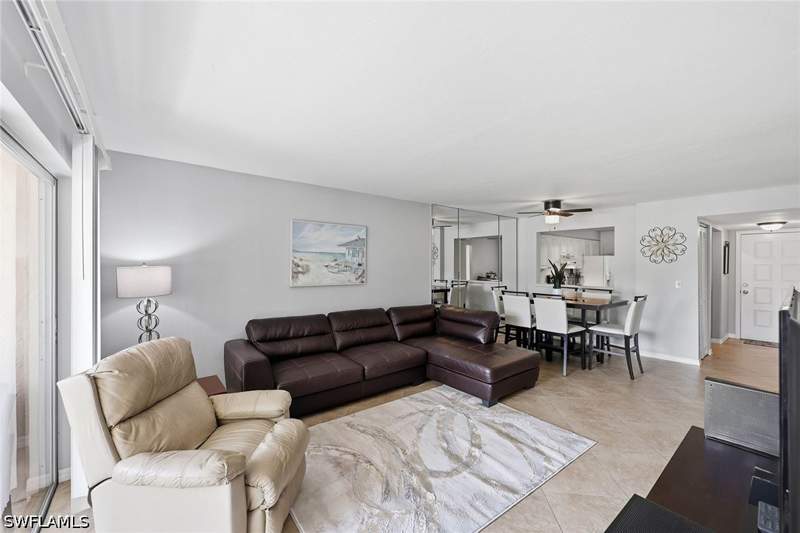 2 bedroom Condominium at 1075 Foxfire Ln 103, Foxmoor, Naples — photo 3