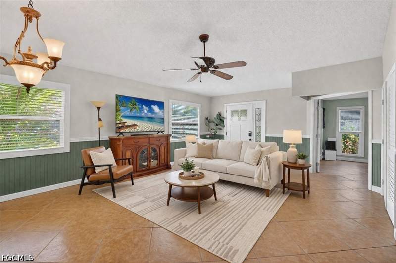 2 bedroom Attached at 17313 Birchwood Ln, Royal Woods, Fort Myers — photo 3